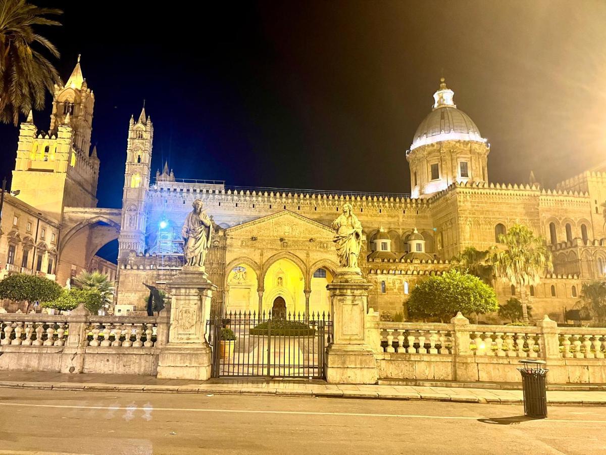 La Siciliana-Di Fronte La Cattedrale Villa Palermo Exterior foto