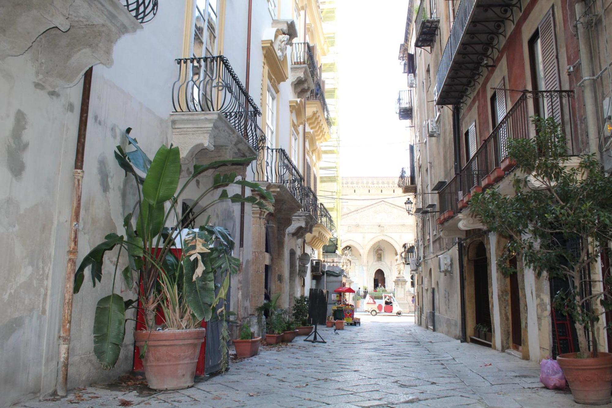 La Siciliana-Di Fronte La Cattedrale Villa Palermo Exterior foto